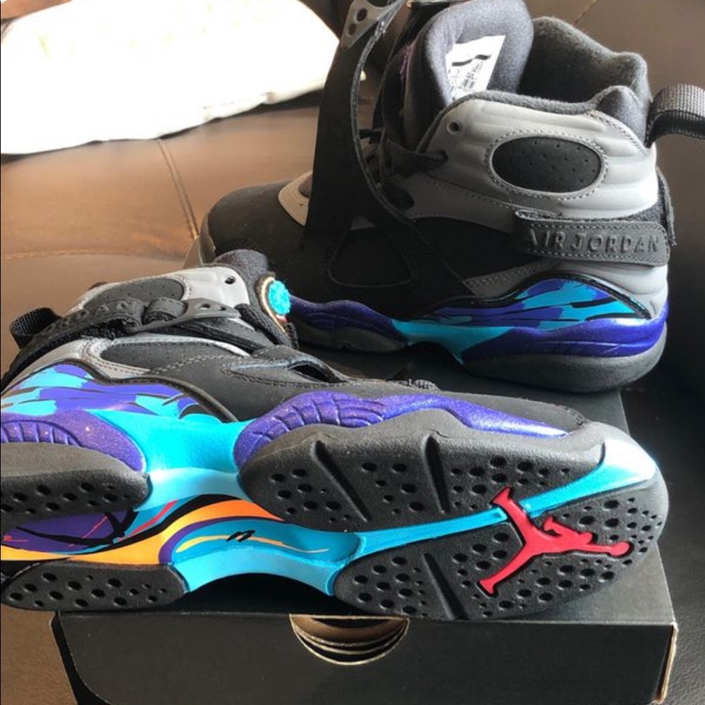 Jordan 8 Aquas